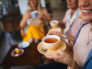 Dementia: Two to three cups of tea a day can stop brain disease