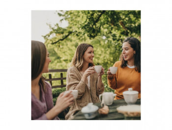  The Nation That Connects Over A Cuppa: Tea Brings Brits Together